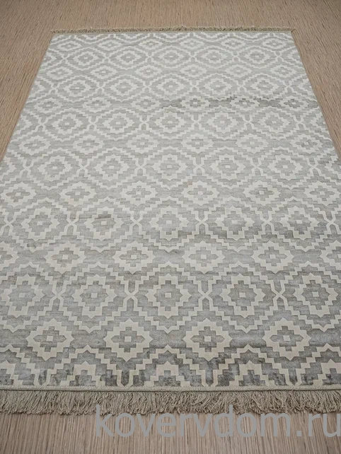 Ковер из вискозы и хлопка Royal Palace СКАНДИНАВИАН 14763 5363